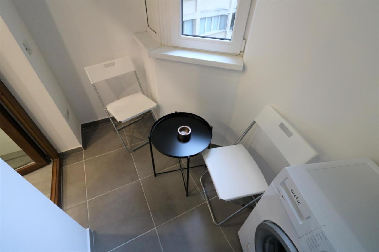 Cozy Novotel Studio - Free Minibar - Quiet & Peace Bucharest Exterior photo