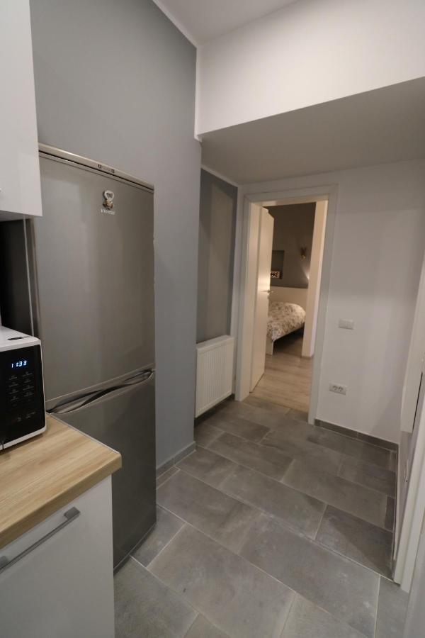 Cozy Novotel Studio - Free Minibar - Quiet & Peace Bucharest Exterior photo