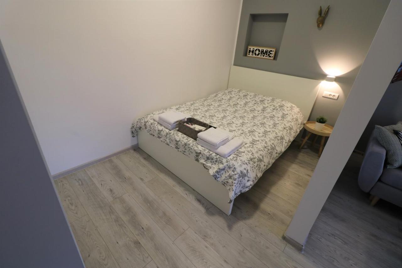 Cozy Novotel Studio - Free Minibar - Quiet & Peace Bucharest Exterior photo